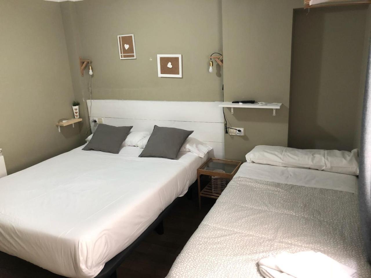 El Camino Urban Rooms ปัมโปลนา ภายนอก รูปภาพ